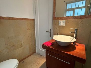 VIVE EN LA COLONIA ROMA , ZONA TURISTICA Y COMERCIAL, RESTAURANTES