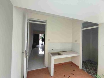 DIJUAL CEPAT RUKO TEPI JALAN UTAMA DI PLUNENG