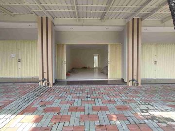 DIJUAL CEPAT RUKO TEPI JALAN UTAMA DI PLUNENG