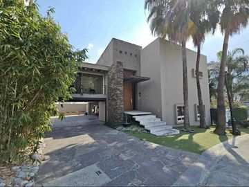 Casa en Venta Sierra Alta (Lomas del Hipico), zona sur Monterrey