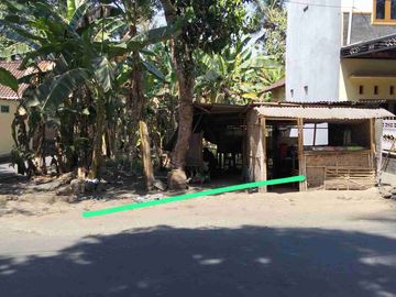 dijual tanah pekarangan murah 2 muka dekat pasar ngino dan sma seyegan