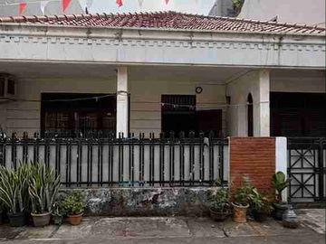Dijual cepat rumah lokasi premium di Patal Senayan