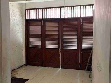 Dijual cepat rumah lokasi premium di Patal Senayan