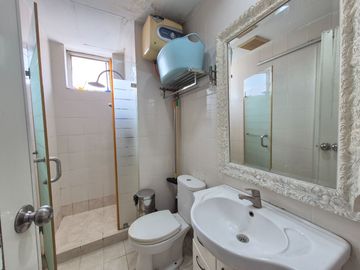 Disewakan 2Br Apartemen The Lavande Residences Furnished