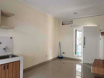 Dijual/Disewankan Rumah Rapih Siap Huni Di Cluster Monaco Village Gading Serpong