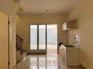 Dijual/Disewankan Rumah Rapih Siap Huni Di Cluster Monaco Village Gading Serpong