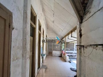 DIJUAL RUMAH VINTAGE HITUNG TANAH COCOK UNTUK GUEST HOUSE, CAFE, PERKANTORAN DI POROS JL. KERTANEGARA MALANG