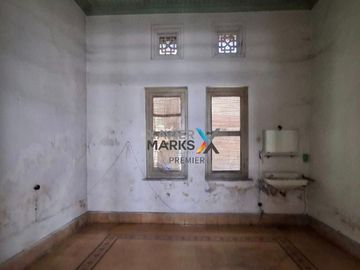 DIJUAL RUMAH VINTAGE HITUNG TANAH COCOK UNTUK GUEST HOUSE, CAFE, PERKANTORAN DI POROS JL. KERTANEGARA MALANG