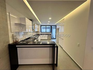 Departamento Dúplex en Venta de Tres Recámaras en San José Insurgentes, calle Cordobanes #27-318 AVC
