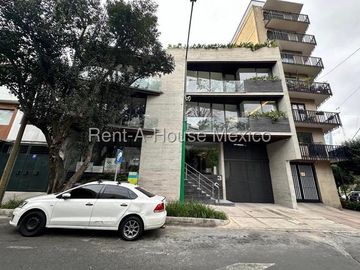 Departamento Dúplex en Venta de Tres Recámaras en San José Insurgentes, calle Cordobanes #27-318 AVC