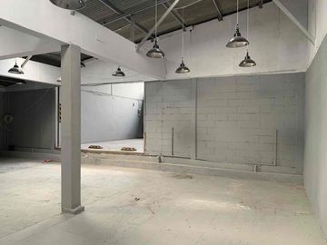 Gudang Kapuk Jakarta Barat LT 1.260 m² | SHM | Hoek | Kontainer 40 Feet | Zona Industri