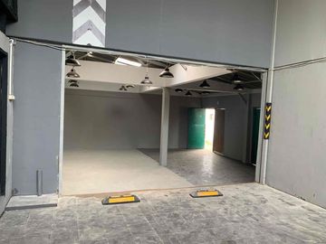 Gudang Kapuk Jakarta Barat LT 1.260 m² | SHM | Hoek | Kontainer 40 Feet | Zona Industri