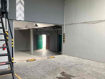 Gudang Kapuk Jakarta Barat LT 1.260 m² | SHM | Hoek | Kontainer 40 Feet | Zona Industri