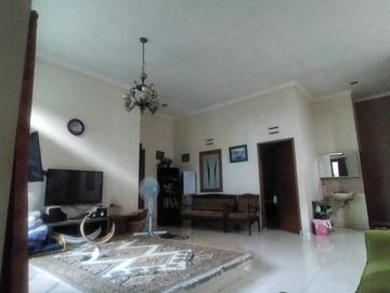 Dijual Klinik dan Rumah Tinggal di Pusat Kota Cicalengka Kabupaten Bandung