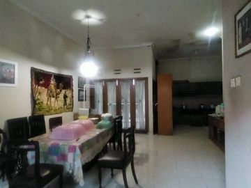 Dijual Klinik dan Rumah Tinggal di Pusat Kota Cicalengka Kabupaten Bandung