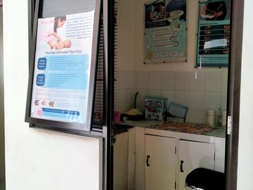 Dijual Klinik dan Rumah Tinggal di Pusat Kota Cicalengka Kabupaten Bandung