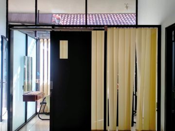 Dijual Klinik dan Rumah Tinggal di Pusat Kota Cicalengka Kabupaten Bandung