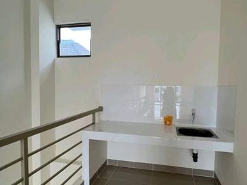 Disewakan Ruko Gading Serpong (UMI366)