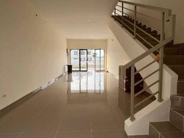 Disewakan Ruko Gading Serpong (UMI366)