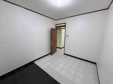RUMAH MURAH DI MEKARSARI CIMANGGIS DEPOK AKSES DEKAT TOL