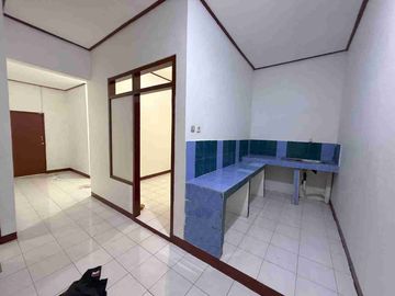 RUMAH MURAH DI MEKARSARI CIMANGGIS DEPOK AKSES DEKAT TOL