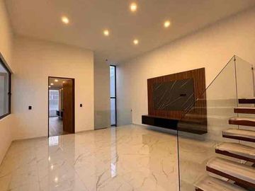 RESIDENCIA NUEVA EN VENTA | TRIPLE ALTURA Y ROOF GARDEN EN METEPEC