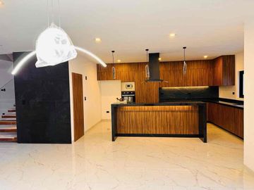 RESIDENCIA NUEVA EN VENTA | TRIPLE ALTURA Y ROOF GARDEN EN METEPEC