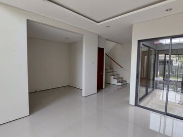 Rumah Qozy New Indent di Jl Madura Megapolitan Cinere