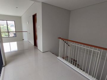 Rumah Qozy New Indent di Jl Madura Megapolitan Cinere