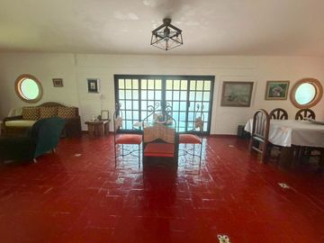Casa con paneles solares, bungalow y Casa Club en Morelos