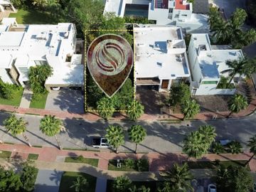 Terreno residencial en Playa Magna, casa club, alberca, áreas recreativas, en venta