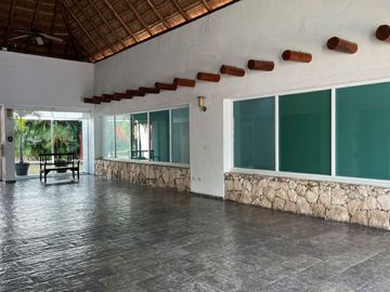Terreno residencial en Playa Magna, casa club, alberca, áreas recreativas, en venta