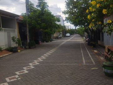 Rumah Nyaman di Medokan Ayu – ±10 Menit ke Universitas UPN