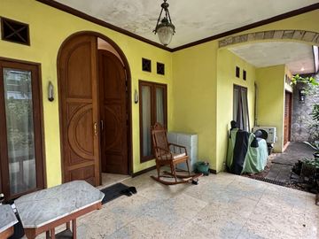 Dijual Rumah Area Kebayoran Baru. Jakarta Selatan