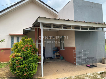 Rumah Hook Nyaman Di Cluster Venice Grand Tomang 2