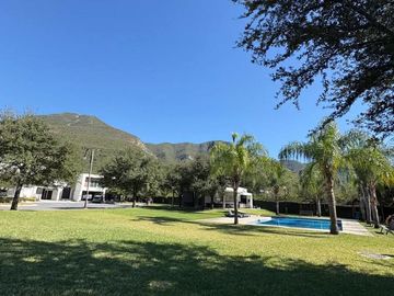 Casa en Venta Las Granadas Laderas, zona Uro, Monterrey