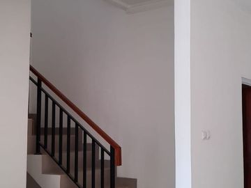 PROMO DP RP 0 SISA 4 UNIT RUMAH MURAH MEWAH 2 LANTAI 4 KAMAR LOKASI STRATEGIS DI PONDOK RANGGON CIPAYUNG JAKARTA TIMUR