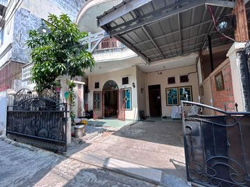 DIJUAL RUMAH 2 LANTAI DEKAT KAWASAN RADIAL PALEMABNG