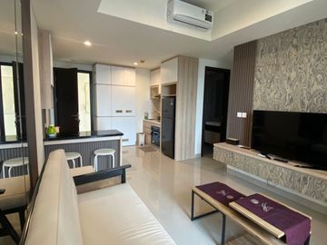 DISEWAKAN UNIT APARTMENT CLEON PARK FULL FURNISH HARIAN