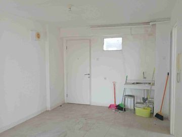 Disewakan tipe 3 Kamar Unfurnished Bassura City Apartemen Tower Edelweis