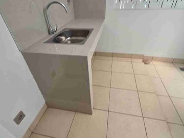 Disewakan Rumah 2 Lantai 4+1 KT di Cluster Jasmia Summarecon Crown Gading