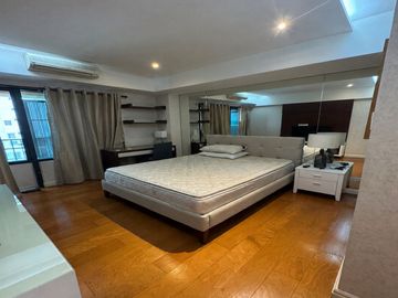 2BR Loft at One Rockwell East, Makati City