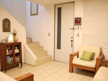 Casa cómoda y funcional, lista para disfrutar la vida con paz y tranquilidad