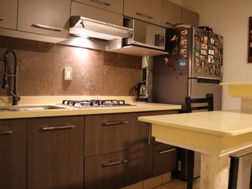 Casa cómoda y funcional, lista para disfrutar la vida con paz y tranquilidad