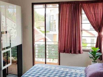 Rumah Nyaman dan siap Huni di cirendeu