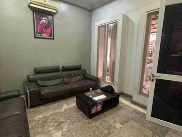 Rumah Bagus 2 Lantai Bebas Banjir harga murah dibawah pasar di Cempaka Putih tengah cempaka Putih jakarta pusat