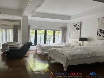 House and Lot For Sale in Merville Park Subdivision at Parañaque City