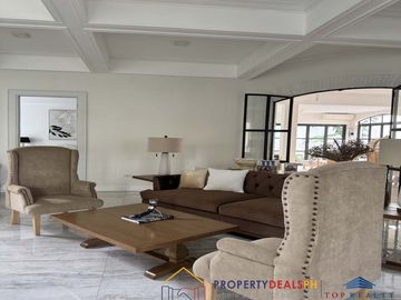House and Lot For Sale in Merville Park Subdivision at Parañaque City