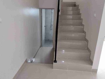 dijual rumah di citra raya Cikupa cluster medit tanah luas