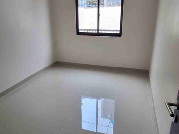 dijual rumah di citra raya Cikupa cluster medit tanah luas